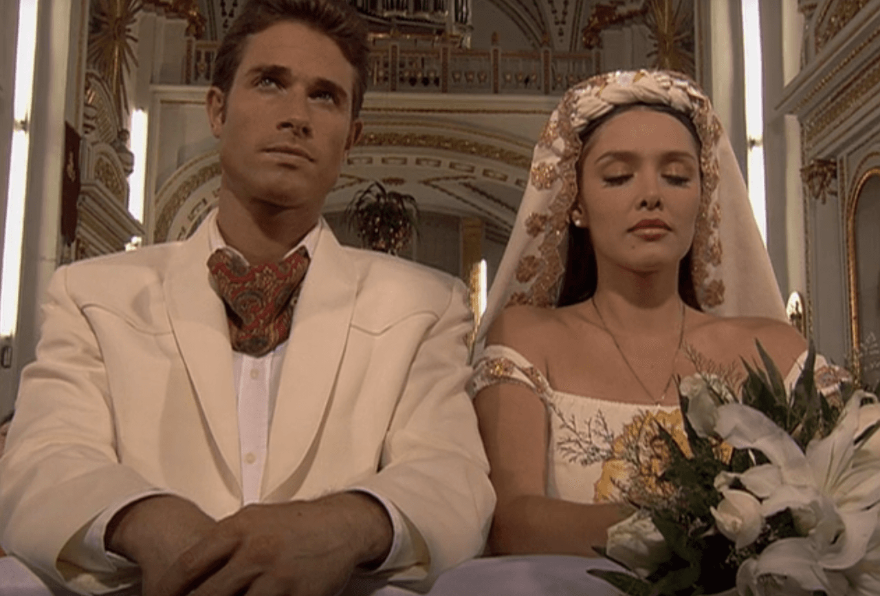 La segunda vez que Rulli se casó en ficción fue con 
<b>Marlene Favela</b> en la telenovela ‘Contra viento y marea’.
<br>
<br>Ante las adversidades que pasaron, al final terminaron juntos y más enamorados que nunca Natalia y Sebastián, sus personajes.