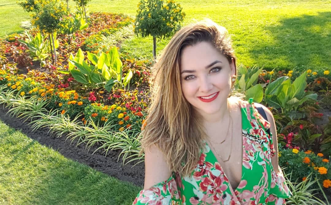 Sherlyn dice que en el amor está bien