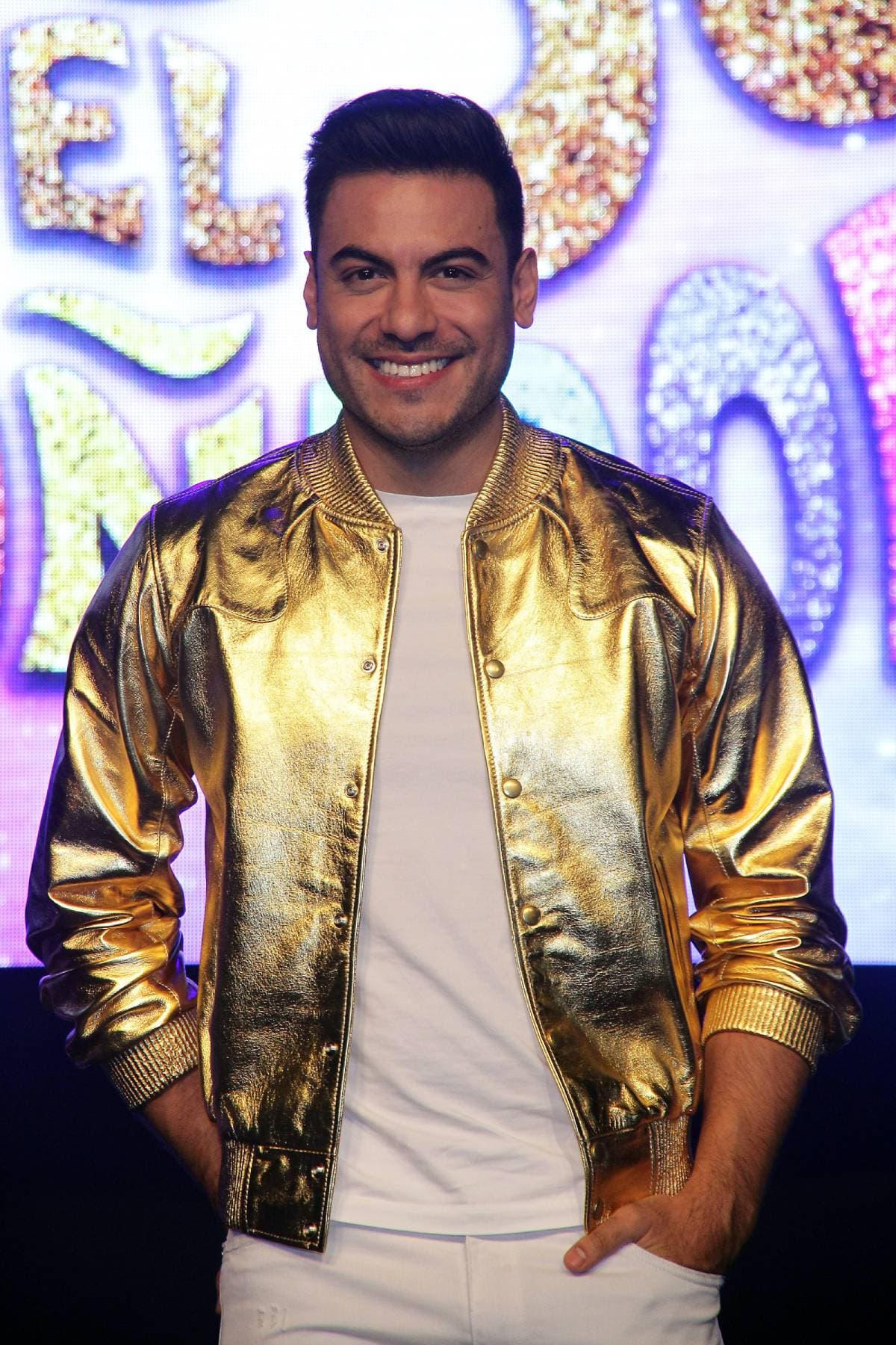 Carlos Rivera deja entrever que ya se casó con Cynthia Rodríguez