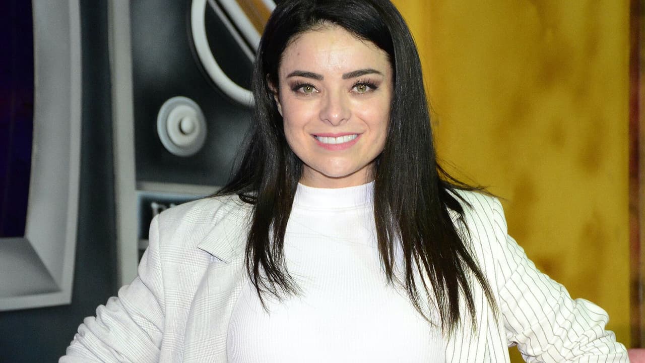 Violeta Isfel aparece con arriesgado ‘cambio de look’ y desata locura