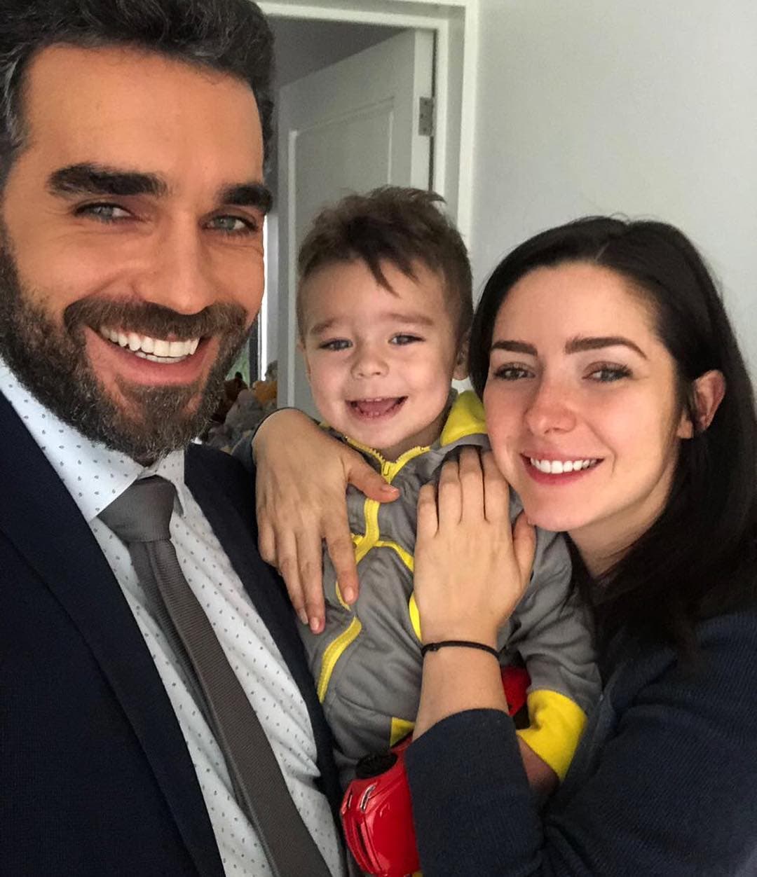 Ariadne Díaz y Marcus Ornellas son los orgullosos padres de Diego