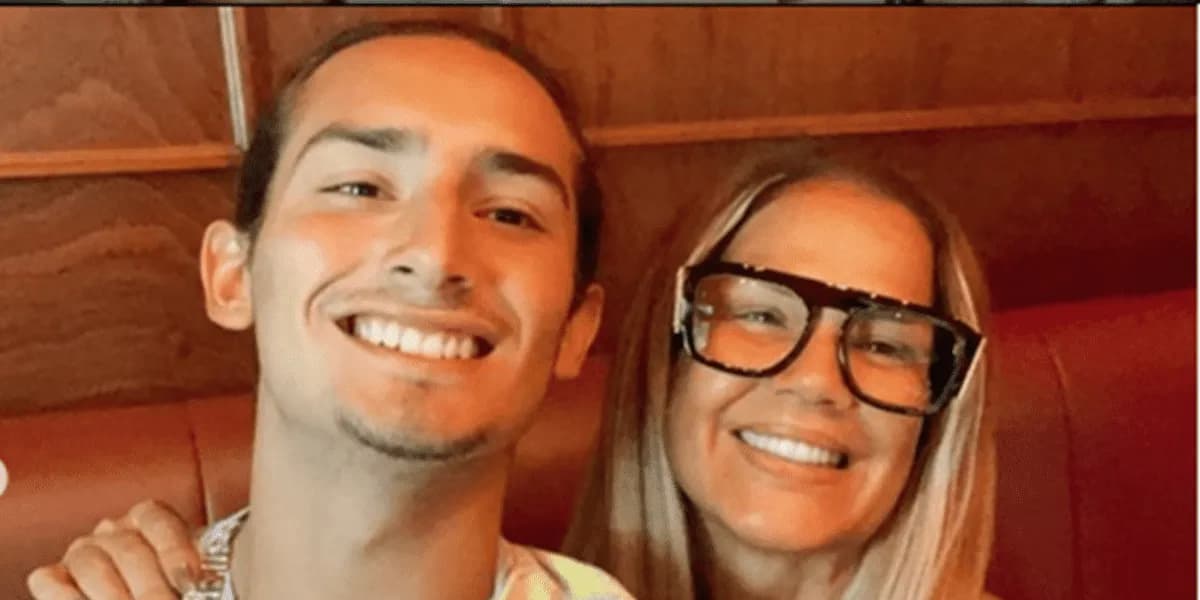 Emilio Osorio usa playera con estampado de la cara de Niurka