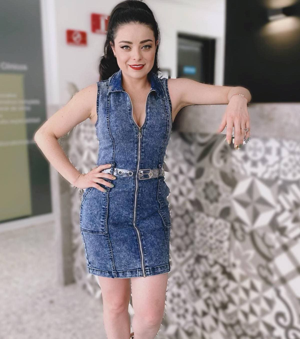 Violeta Isfel abandona el tratamiento para volver a ser mamá