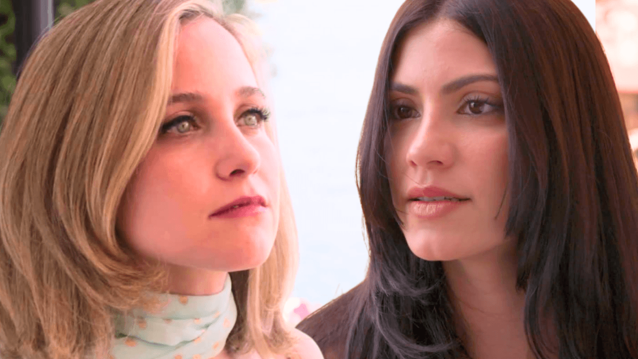 Cristina abofetea a Tamara tras sus insultos | Los Hilos del Pasado | Capítulo 37