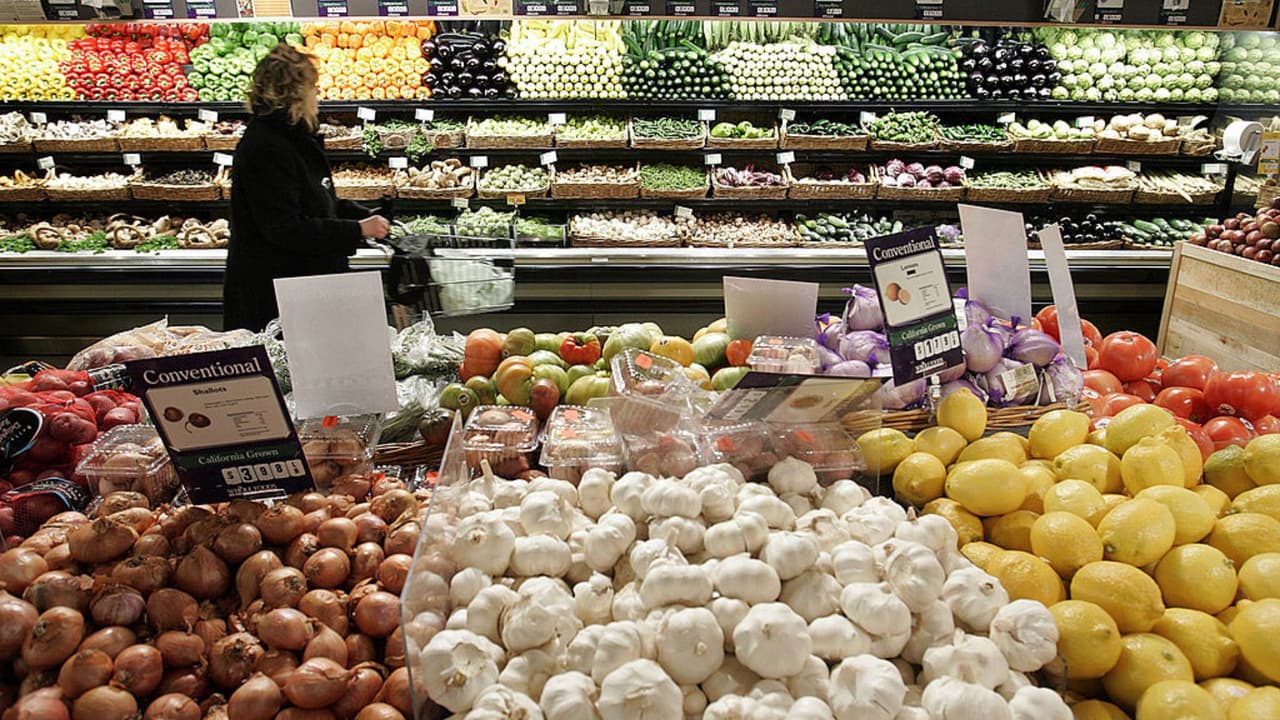 Siete recomendaciones para ahorrar dinero cada vez que visitas el supermercado, según expertos