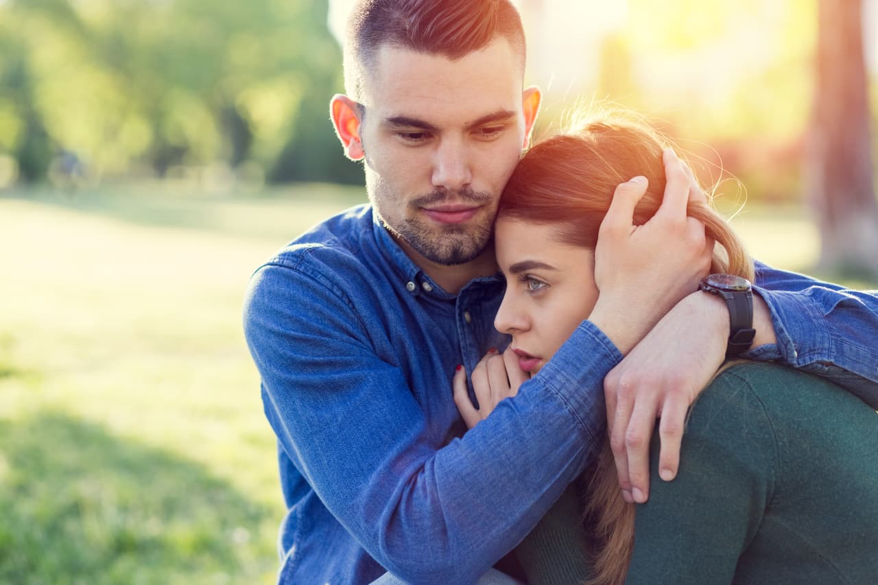 AcuarioAmables, compasivos, confiables y justos, pero sus múltiples intereses podrían generar un amor impersonal hacia ti