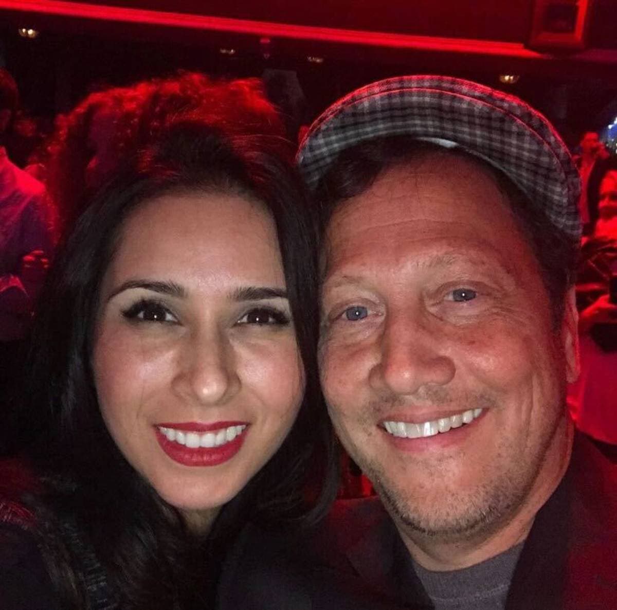 Instagram @iamrobschneider