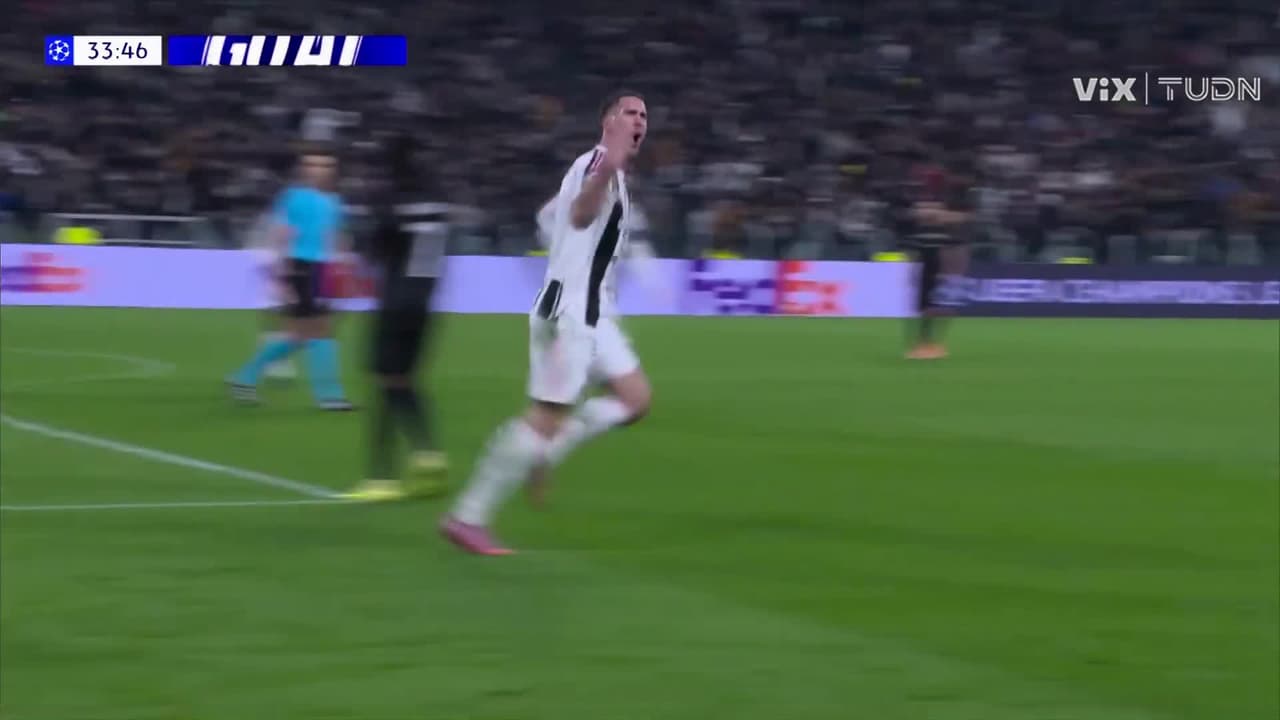 ¡Gol de Juventus! Dusan Vlahovic se aviva para igualar el juego
