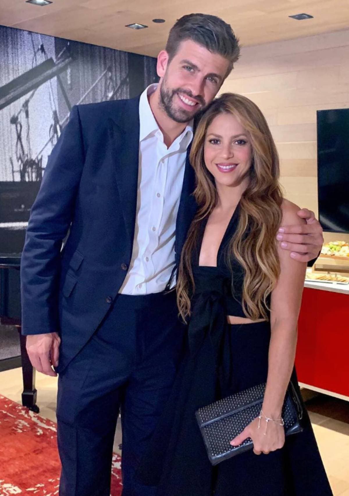 Fans de Shakira abuchean a Gerard Piqué en pleno partido