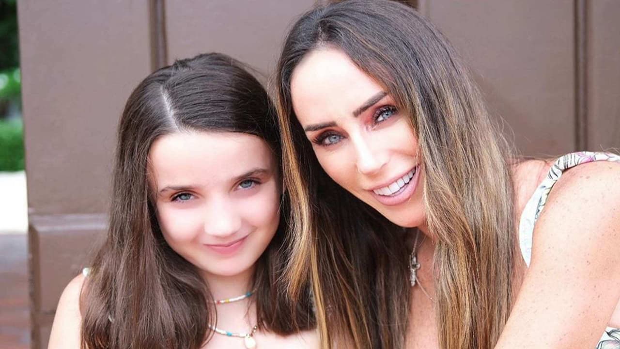 Mira cómo Inés Gómez Mont convenció a Inesita de subir un video de ella bailando