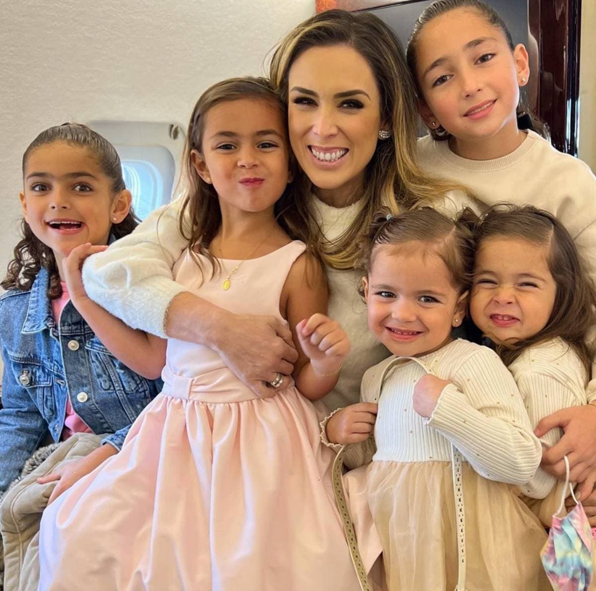 Jacky Bracamontes está embarazada y nadie sabía esto