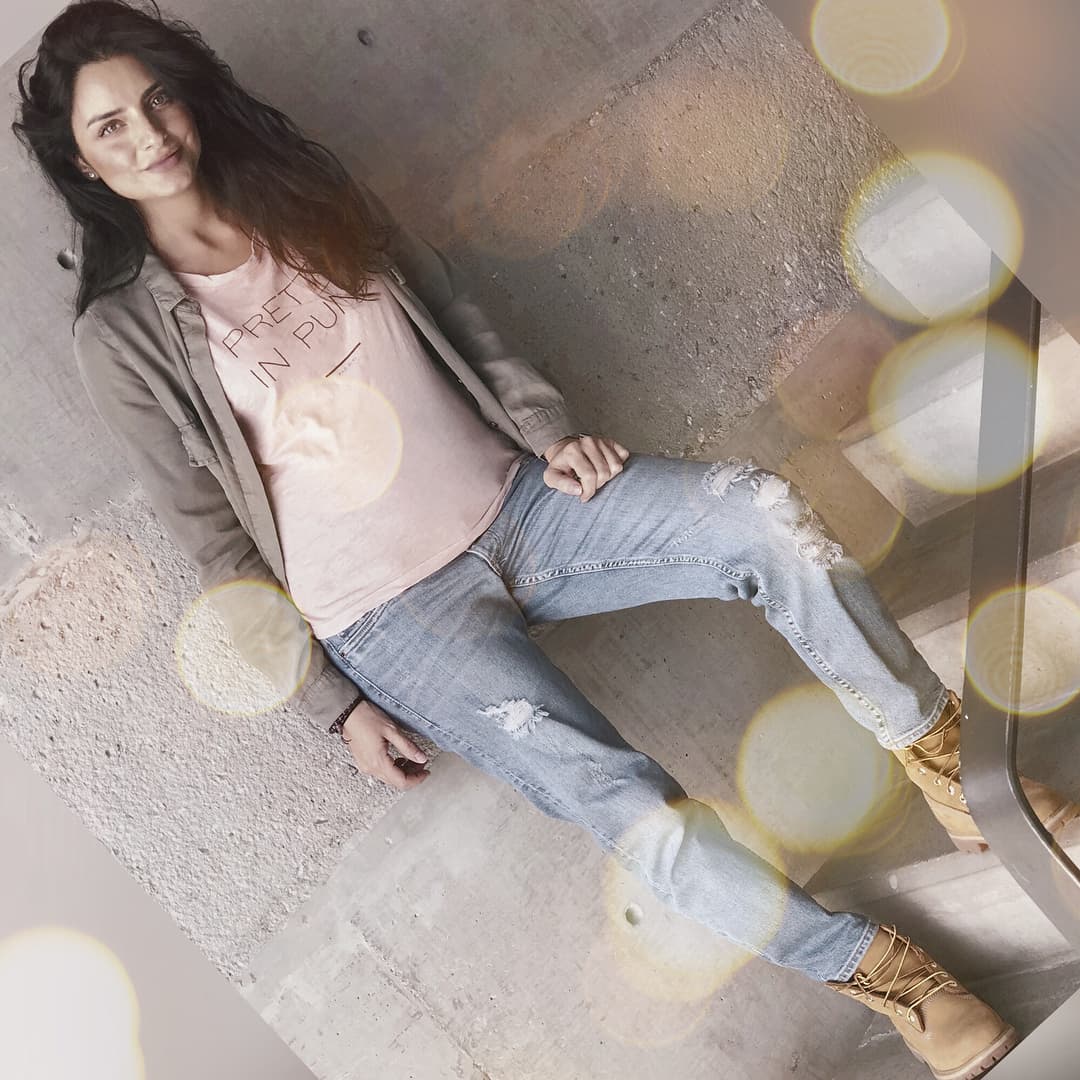 También, Aislinn Derbez fue un ejemplo para otras mujeres por cómo vestía mientras esperaba la llegada de su bebé, Kailani.