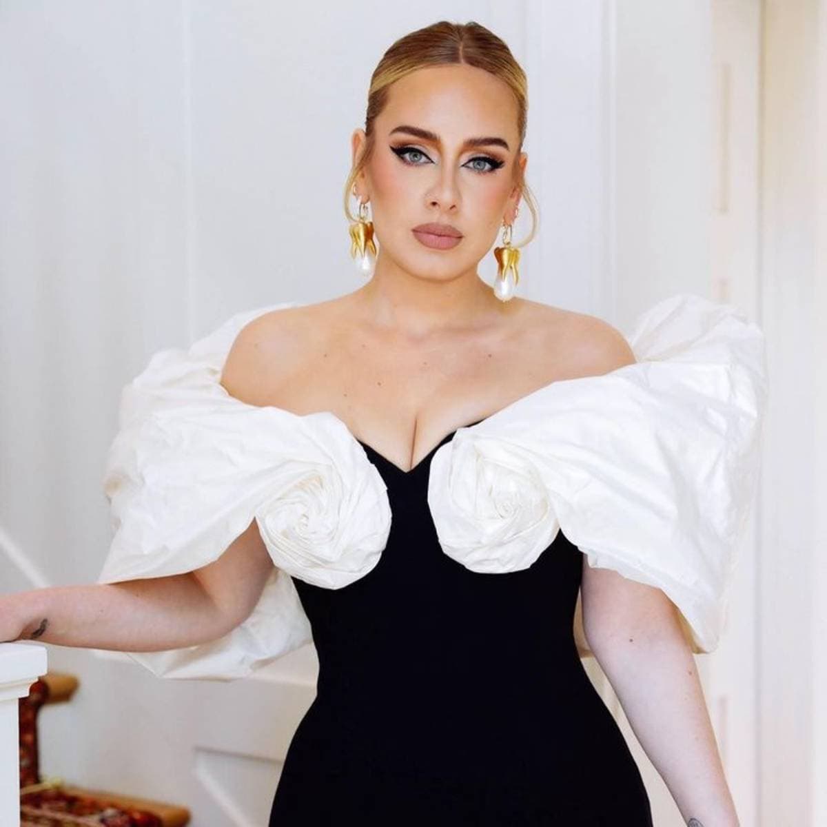 Adele deslumbra en doble portada para Vogue y celebra su regreso a la música
