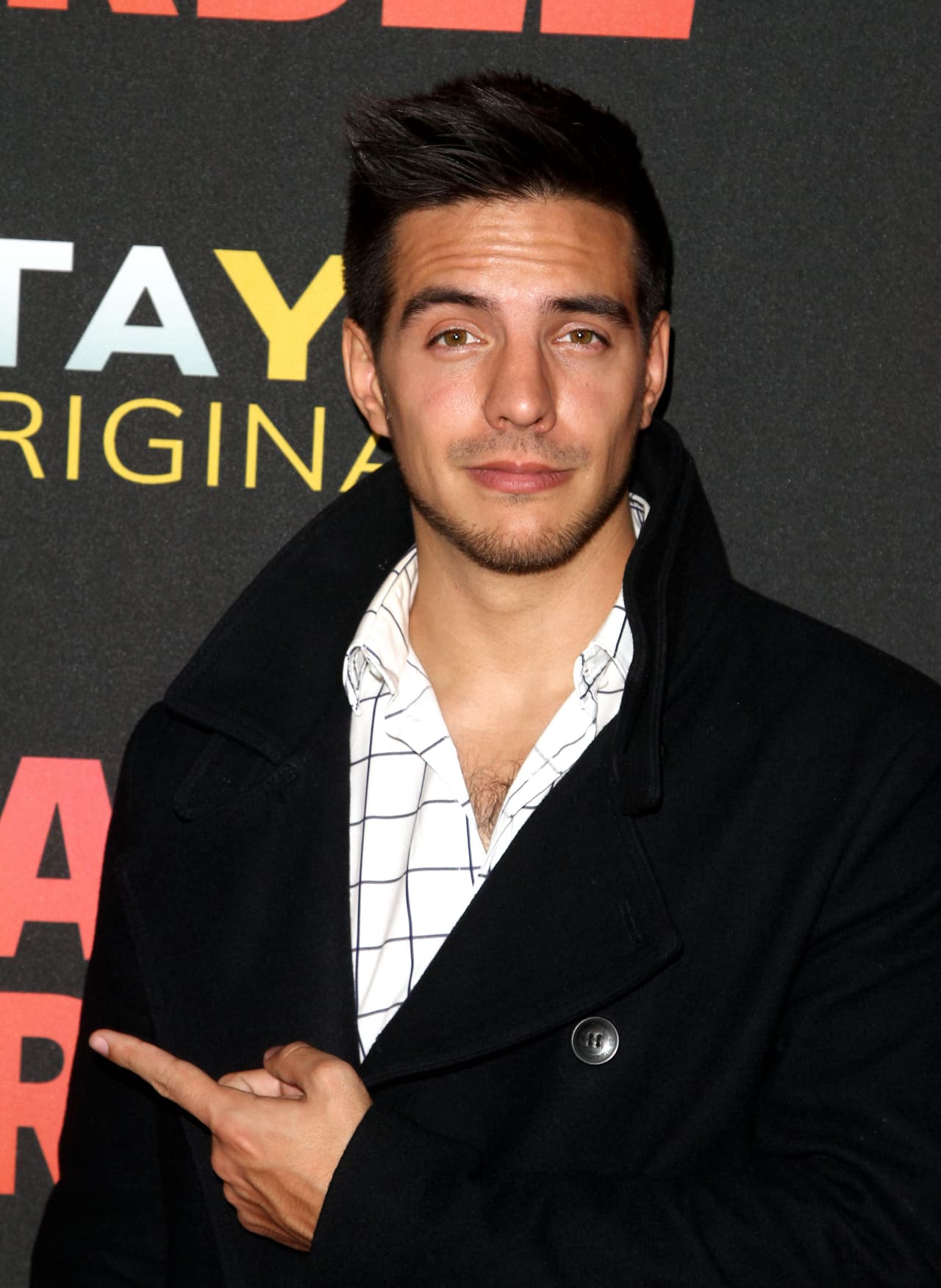 Vadhir Derbez