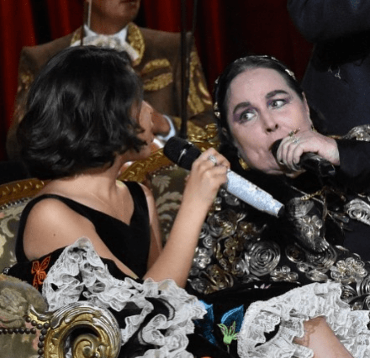 Ángela Aguilar se despide de su abuela, Flor Silvestre: 'Una mujer digna del cielo'