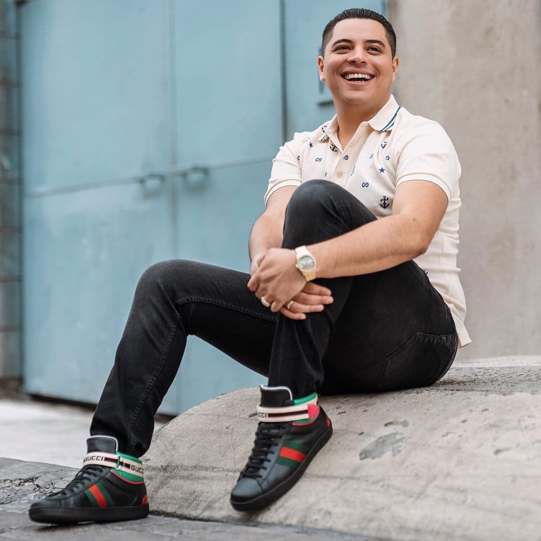 En esta cuarentena, Eduin Caz ha disfrutado de su familia y ha estado en contacto con sus fans en redes sociales.