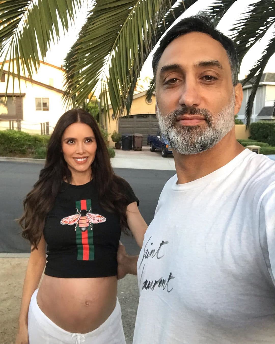 La actriz no ha hablado abiertamente del tema, pero sí dejó de utilizar su anillo de bodas de compromiso, con el que se le vio por última vez el 4 de enero de este año, en una foto en la que aparece junto a Seely.
<br>