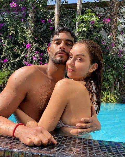 Claudia Martín disfruta romántico viaje con su novio, tras la boda de su ex