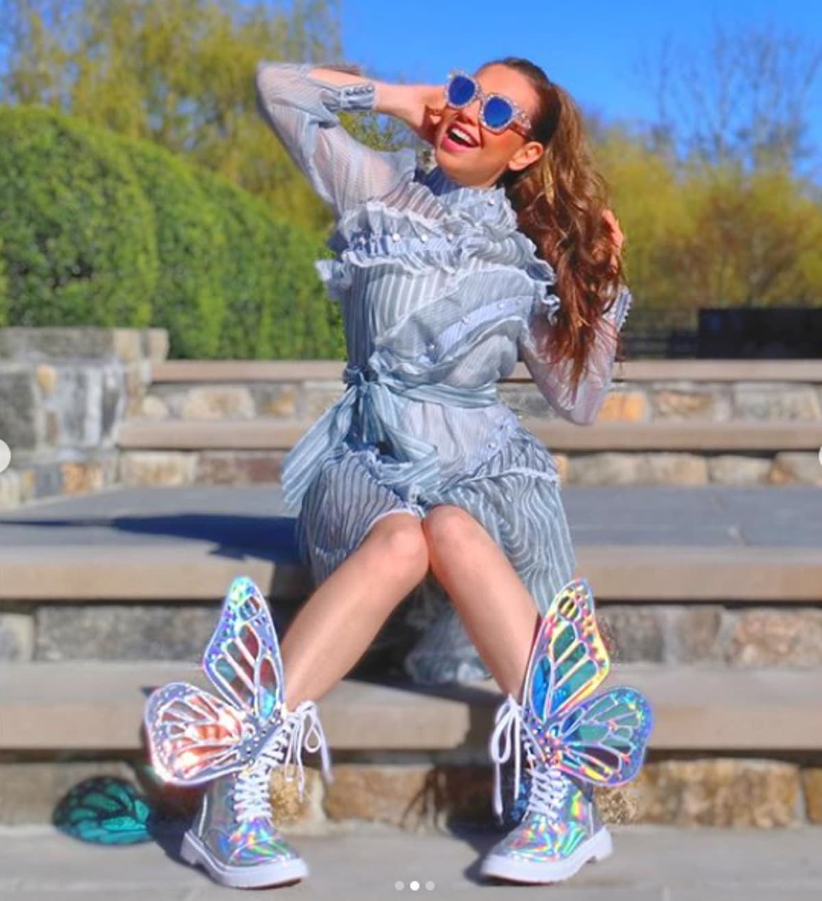 Thalía y los zapatos más extravagantes de su colección