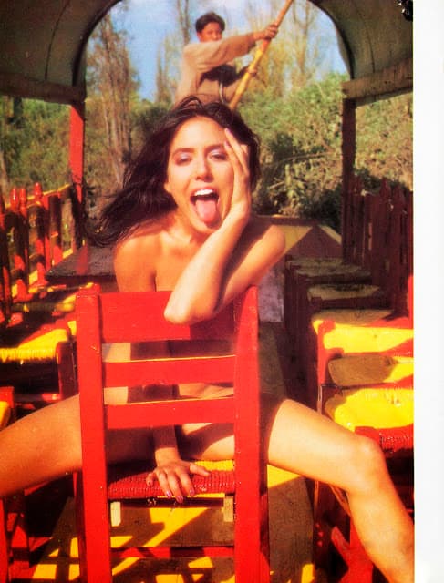 <b>Stephanie Salas</b> es otra integrante de la dinastía Pinal que también posó para Playboy. Ella lo hizo tres años después que su tía Alejandra y lo hizo a lo grande con una sesión controversial por lucir vello en las axilas y el área del bikini, además de posar en sitios turísticos de la ciudad como Xochimilco y Paseo de la Reforma. Sin duda, pura rebeldía.