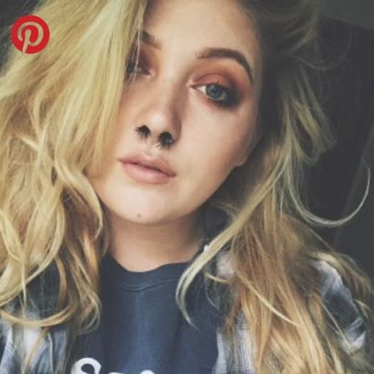 A pesar de lo extraño que esto se puede ver, muchas seguidoras más se unieron al reto.