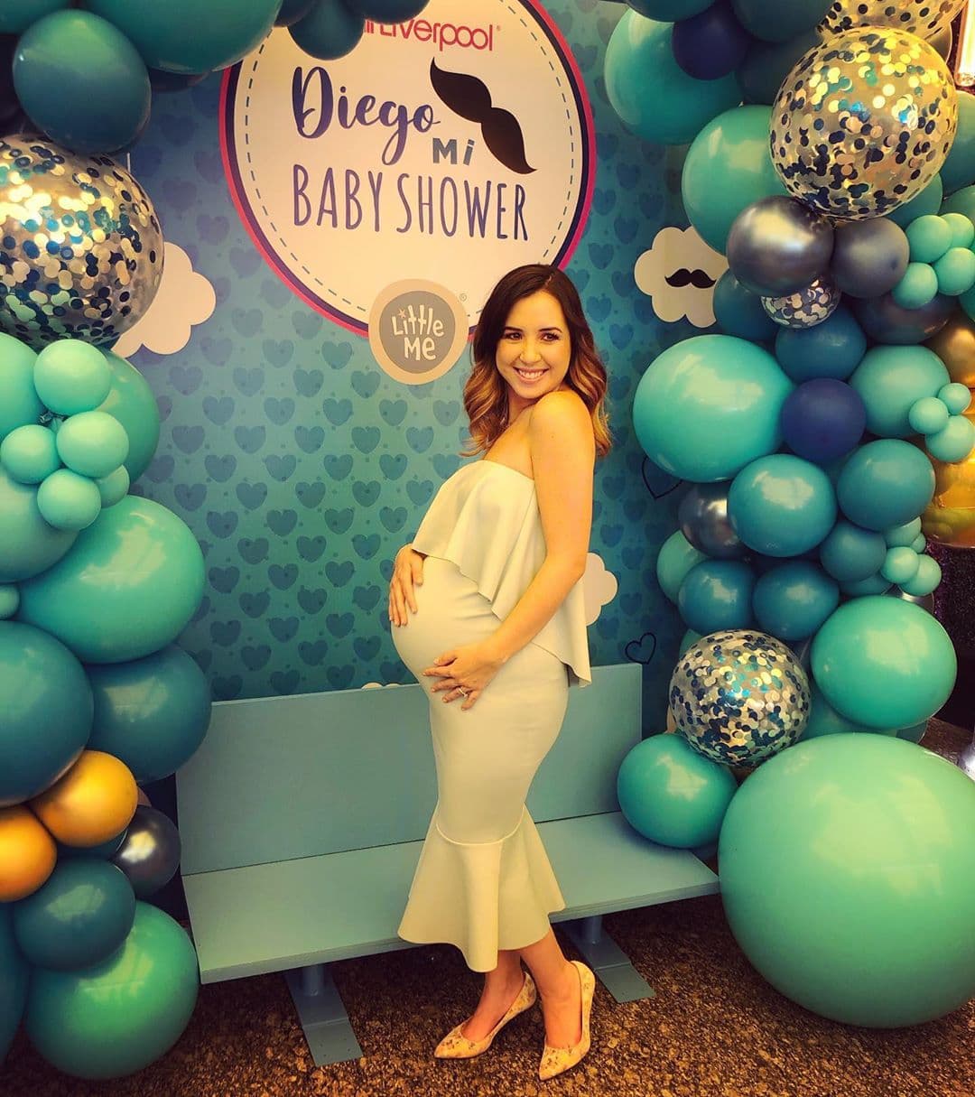 Fatima Torre será mamá por segunda ocasión en 2020. La actriz anunció su embarazo en octubre con una tierna foto junto a su esposo e hija Isabella. “Y seremos 4. Y pues sí, la mayoría tenía razón de acuerdo a la sorpresa... Estoy embarazada otra vez y no podríamos estar más felices”, indicó en Instagram