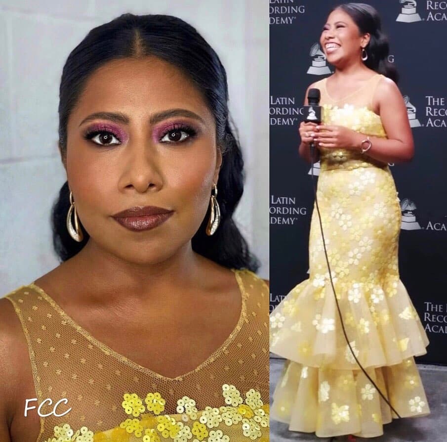 Finalmente, uno de los mejores looks de Aparicio no tuvo tanta atención como los anteriores pues solo se pudo ver durante una corta entrevista a la mexicana. Se trata de un diseño de la marca colombiana Silvia Tcherassi. Es un modelo con transparencias en el busto y hombros, en color amarillo con flores de margaritas y holanes en la parte inferior.