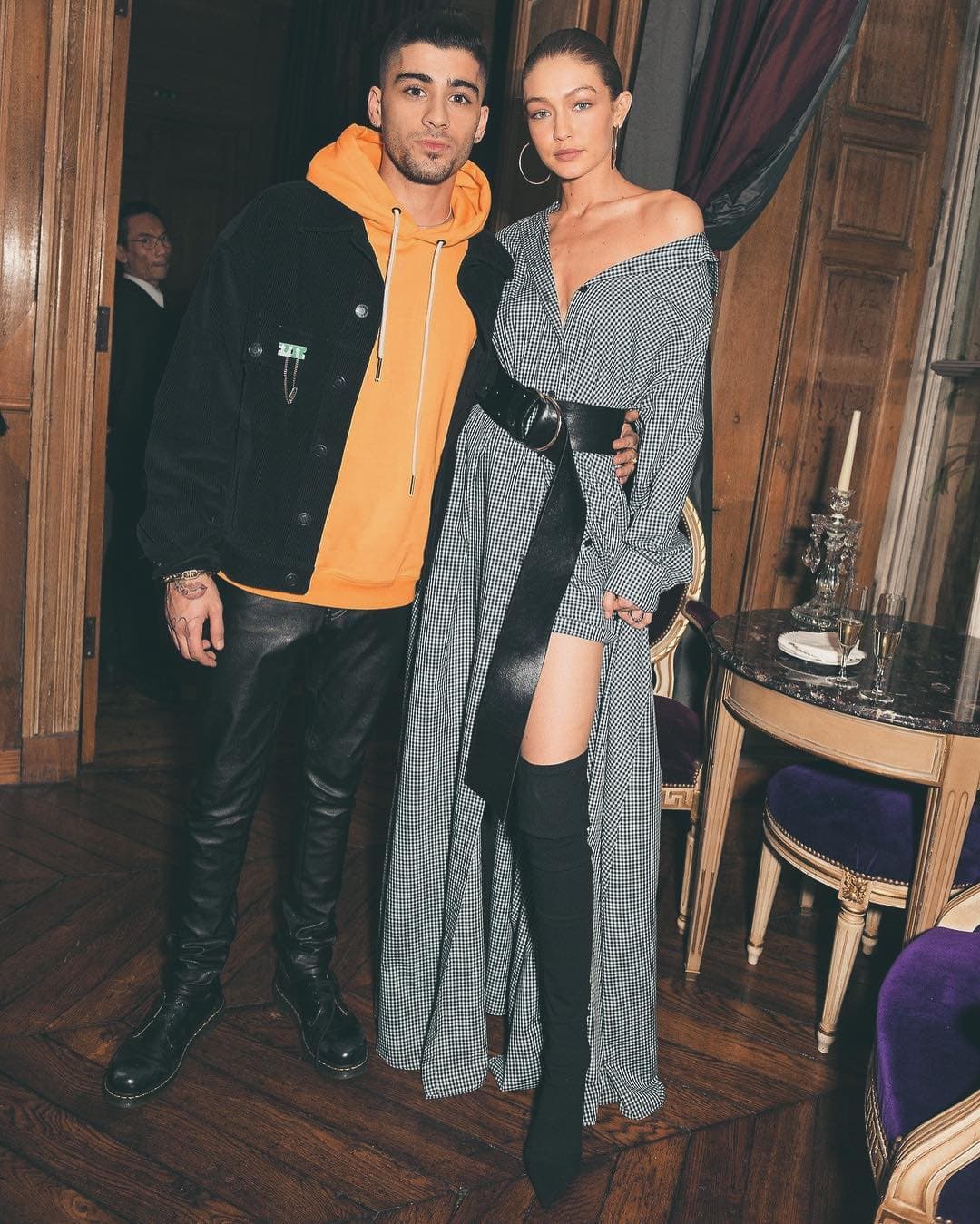 Su relación comenzó en noviembre de 2015 luego de que Gigi terminara con Joe Jonas. Aunque fue en enero de 2016 que lo hicieron público, cuando Gigi apareció en el video ‘Pillowtalk’ de Zayn. Desde entonces, los dos han estado en un vaivén en su relación.