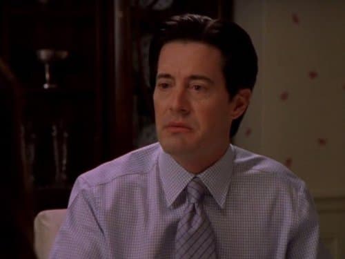 5. Aquél que crees que es el amor de tu vida, no siempre resulta serlo. Al comenzar un romance estamos tan enamoradas que queremos convencernos de que el hombre con el que estamos saliendo es el amor de nuestra vida. Pero a veces la vida tiene otros planes. Charlotte estaba segura de que Trey era su príncipe azul y mira cómo resultó.