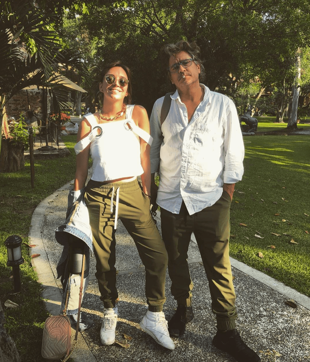 Recientemente, Regina Blandón admitió que mantiene una relación con su colega Martín Altomaro. En entrevista con Jorge Poza, ella comentó que prefiere mantener discreción de su vida personal para evitar comentarios negativos, pues él le lleva 14 años. Los rumores de su noviazgo comenzaron cuando circularon unas fotos de ellos besándose.