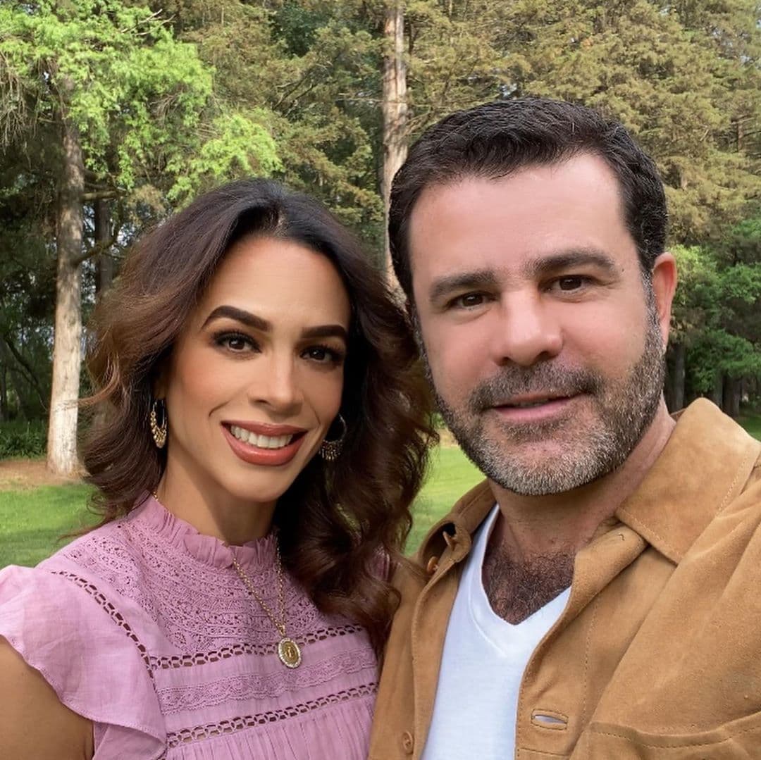 Biby Gaytán y Eduardo Capetillo cuentan con millones de seguidores en sus redes sociales.