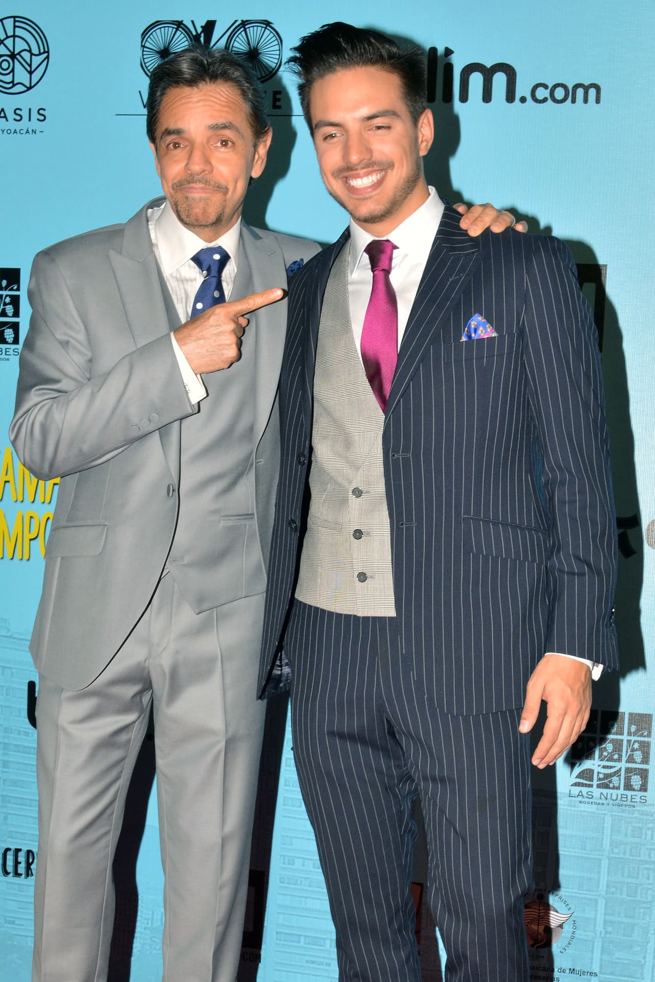 De este romance nació Vadhir Derbez, quien es tan solo un año mayor que su hermano José Eduardo Derbez.