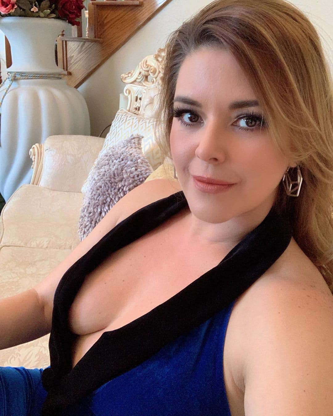 Alicia Machado se convirtió en Miss Universo en 1996. Posteriormente incursionó en el mundo de la actuación. En más de una ocasión, la modelo ha sido criticada por aumentar un poco de peso, sin embargo, ha sabido enfrentar a quienes tratan de burlarse.