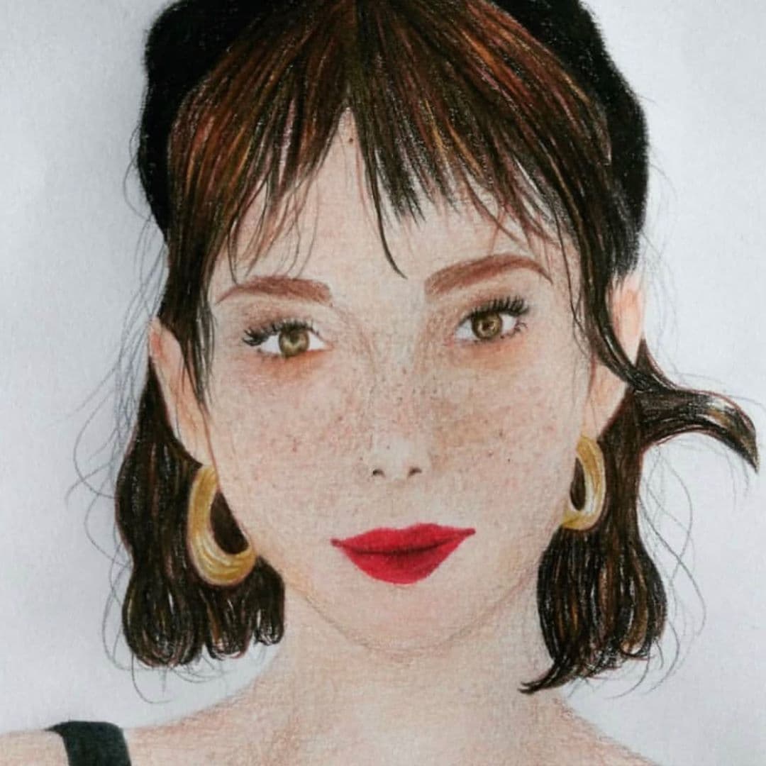 Así que, si te sientes capaz, reta tus habilidades y haz tu mejor ilustración de Natalia Téllez, es muy probable que si le gusta, lo comparta en su Instagram.