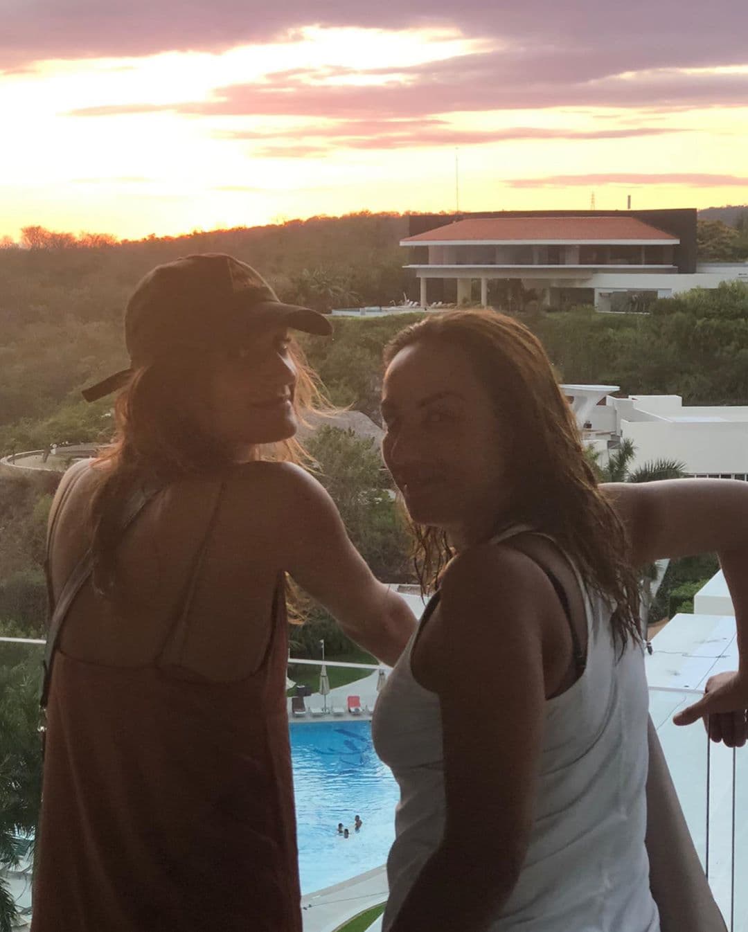 En el 2017, Paly Duval lanzó su primer disco, titulado “Allegra”, álbum con el que sorprendió a muchos, ya que la hija de la protagonista de “Familia P. Luche” cantaba en inglés.