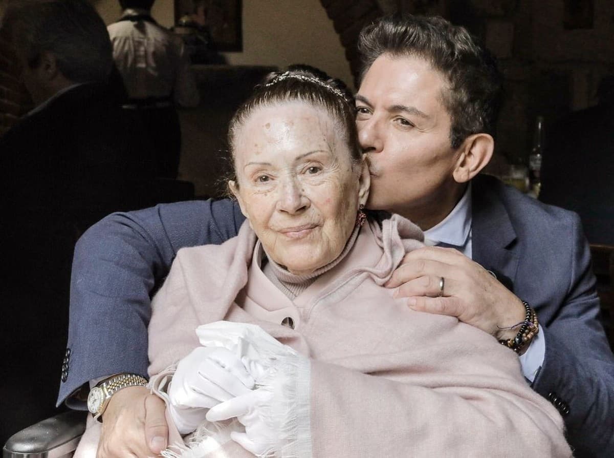 Ernesto Laguardia da detalles de la muerte de su mamá y destapa qué pasará con sus cenizas