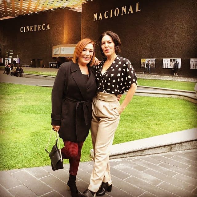Sylvia Pasquel conmociona al confesar por qué le ocultó a Stephanie Salas la muerte de su padre.