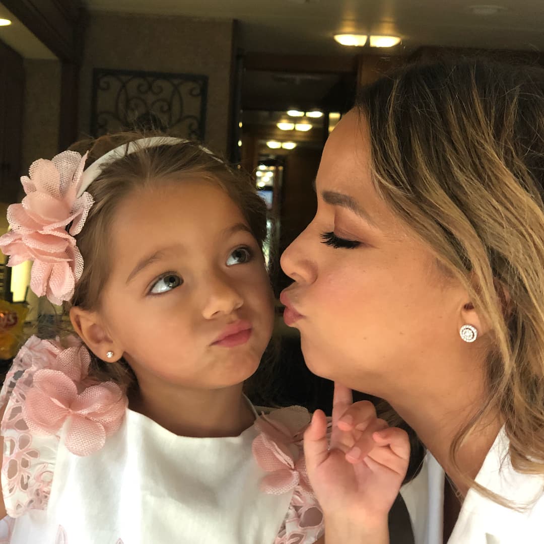 Adamari López y su hija son idénticas