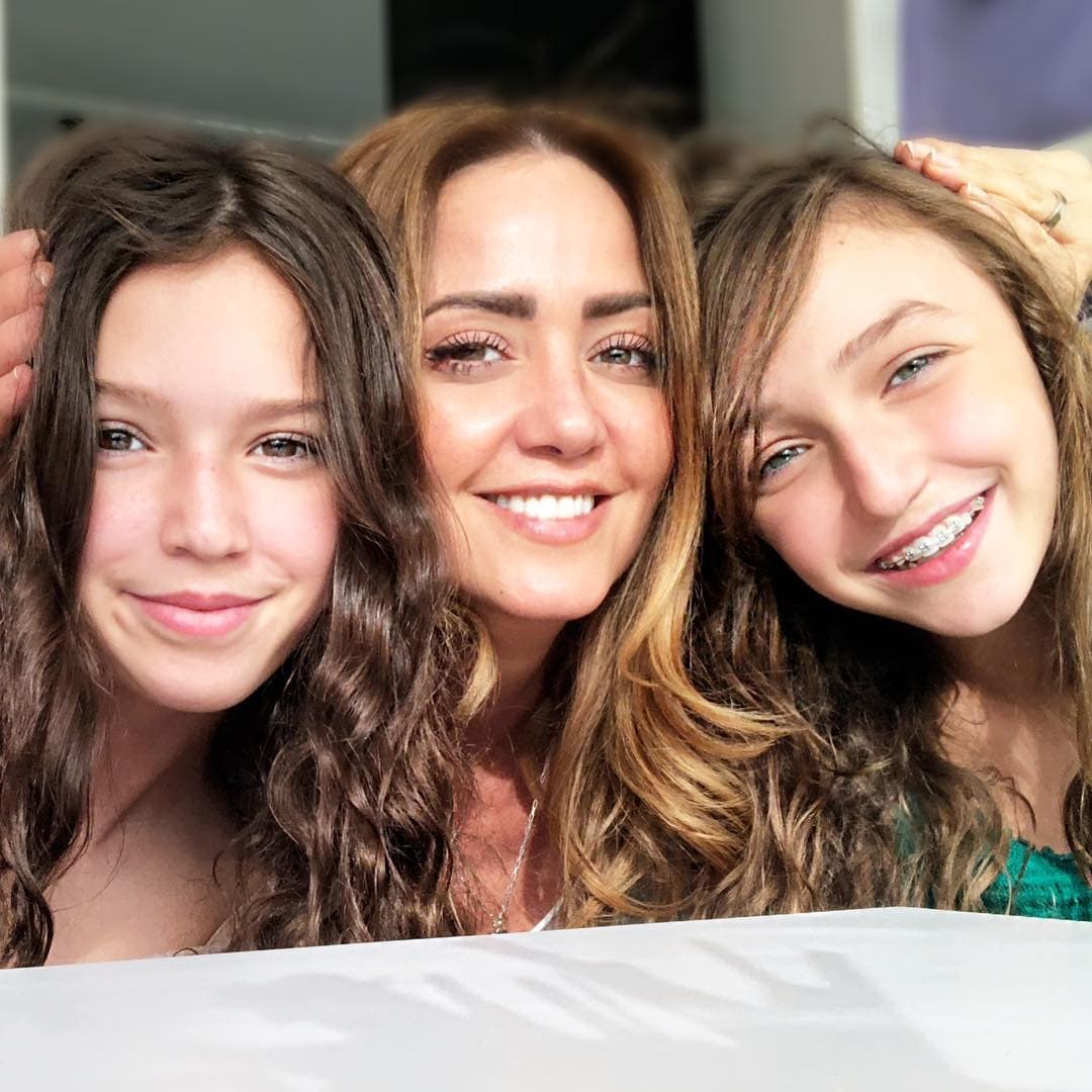 Hija de Andrea Legarreta sorprende con su belleza de adolescente