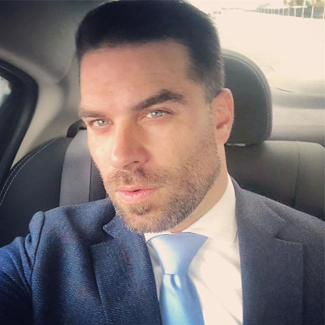 Otro actor de "La Piloto" que tampoco nació en tierra mexicana, es Alejandro Nones, pues el guapo artista nació en Venezuela.