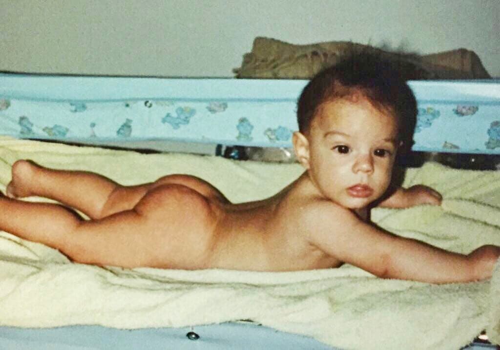 Además, en el 2016, Vadhir incursionó en el mercado internacional, en un papel en la serie ‘Sense 8’ de Netflix, a lado del actor Alfonso Herrera.