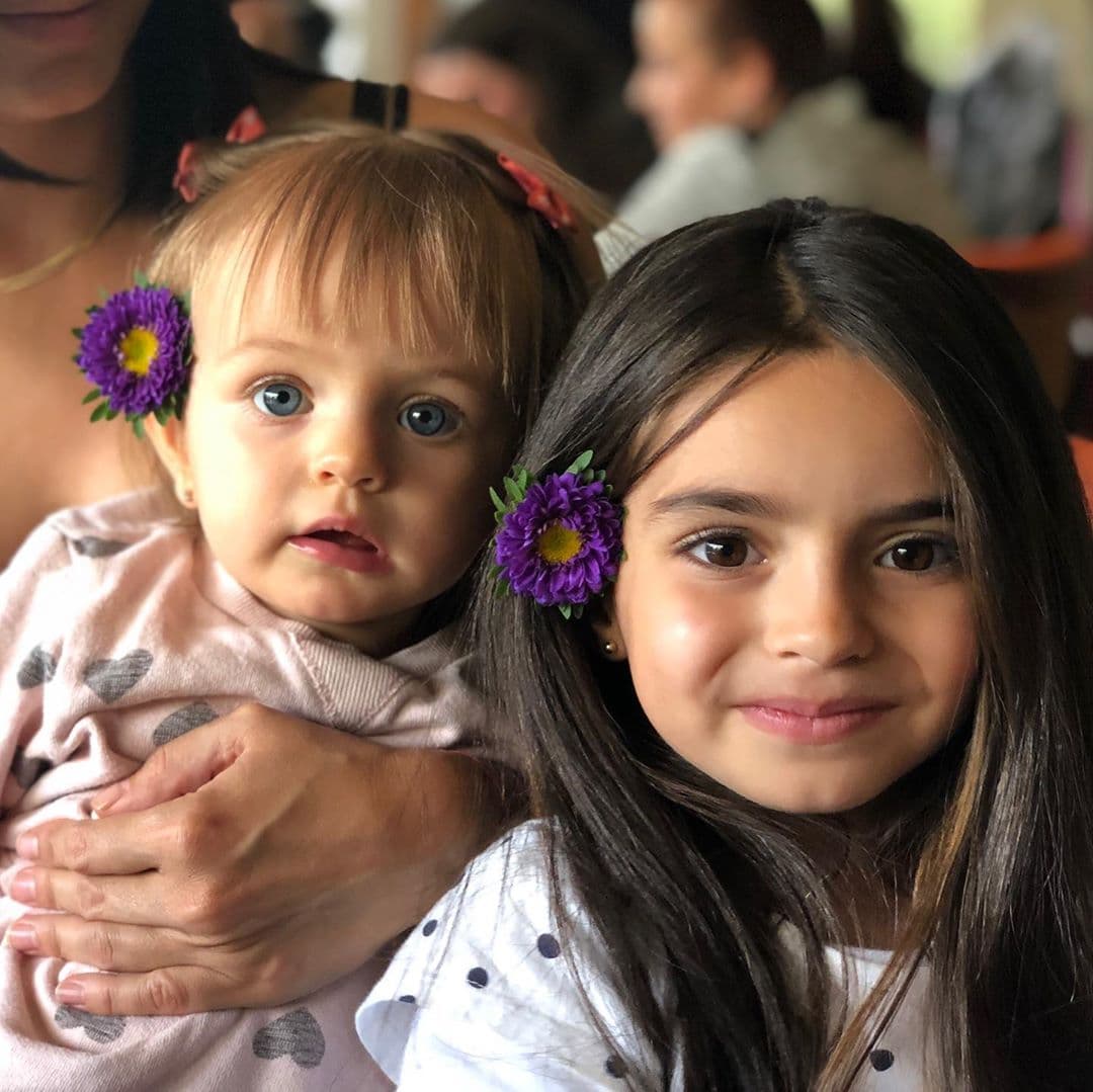 Quien tampoco se quedó sin felicitar a la nieta de Eugenio Derbez fue la madrastra de Aislinn y mamá de Aitana, Alessandra Rosaldo.