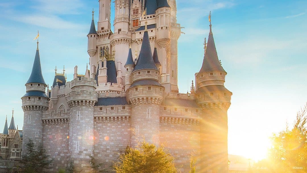 Tras cuatro meses cerrado, Disneyland volverá a abrir