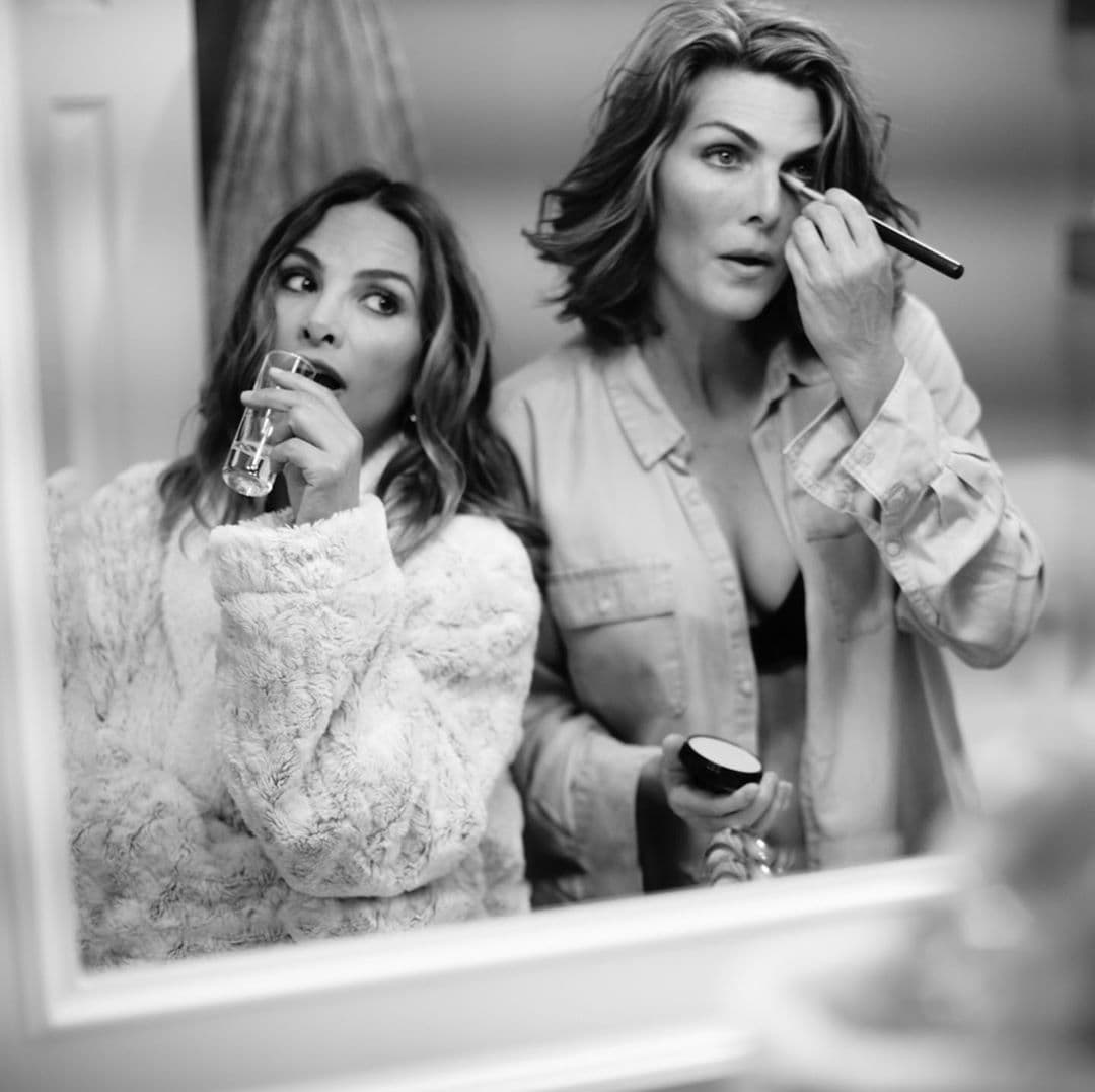 En las buenas y en las malas, Montserrat ha demostrado que está para sus amigas. Luego de que Fabiola Campomanes declarara que había sufrido violencia en su noviazgo, Oliver le mostró su apoyo a través de las redes sociales, “ánimo, bien por ti, ya basta de maltrato. Te conozco y sé la gran persona que eres, te adoro #metoo”.