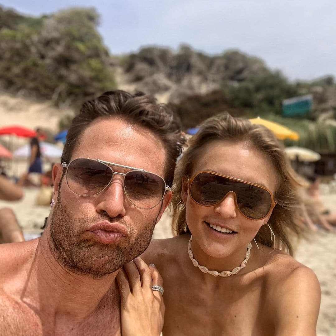 ¿La comida favorita de Sebastián y Angelique? Aquí él falló. Mientras que para ella no hay nada más delicioso que unos tacos dorados, el actor dijo “quesos”. Por su parte, Boyer aseguró que la comida de mar es la favorita de su amado.