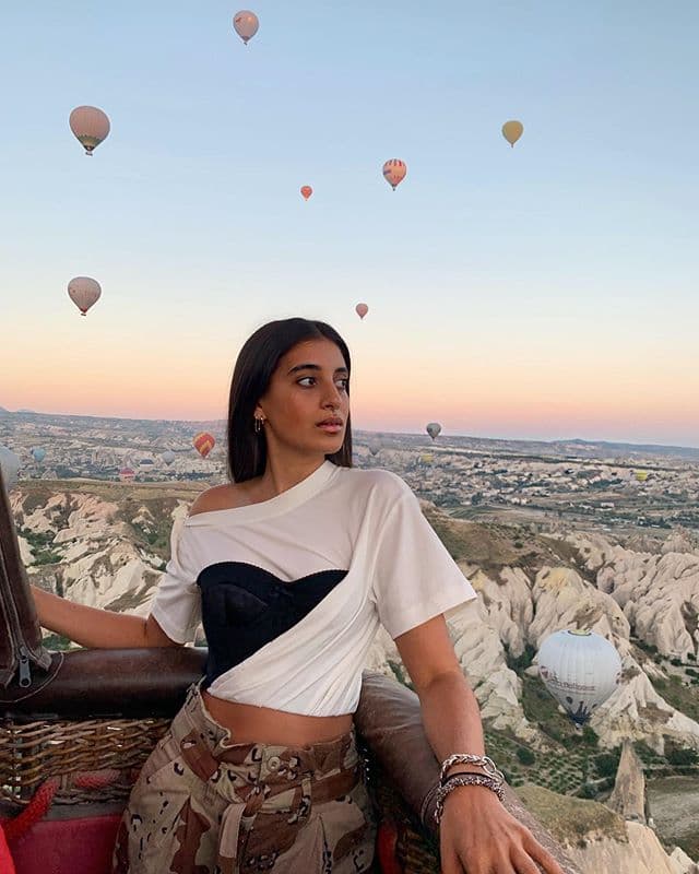 Ponte creativa con tu look y pon a prueba tu corsé o body favorito.