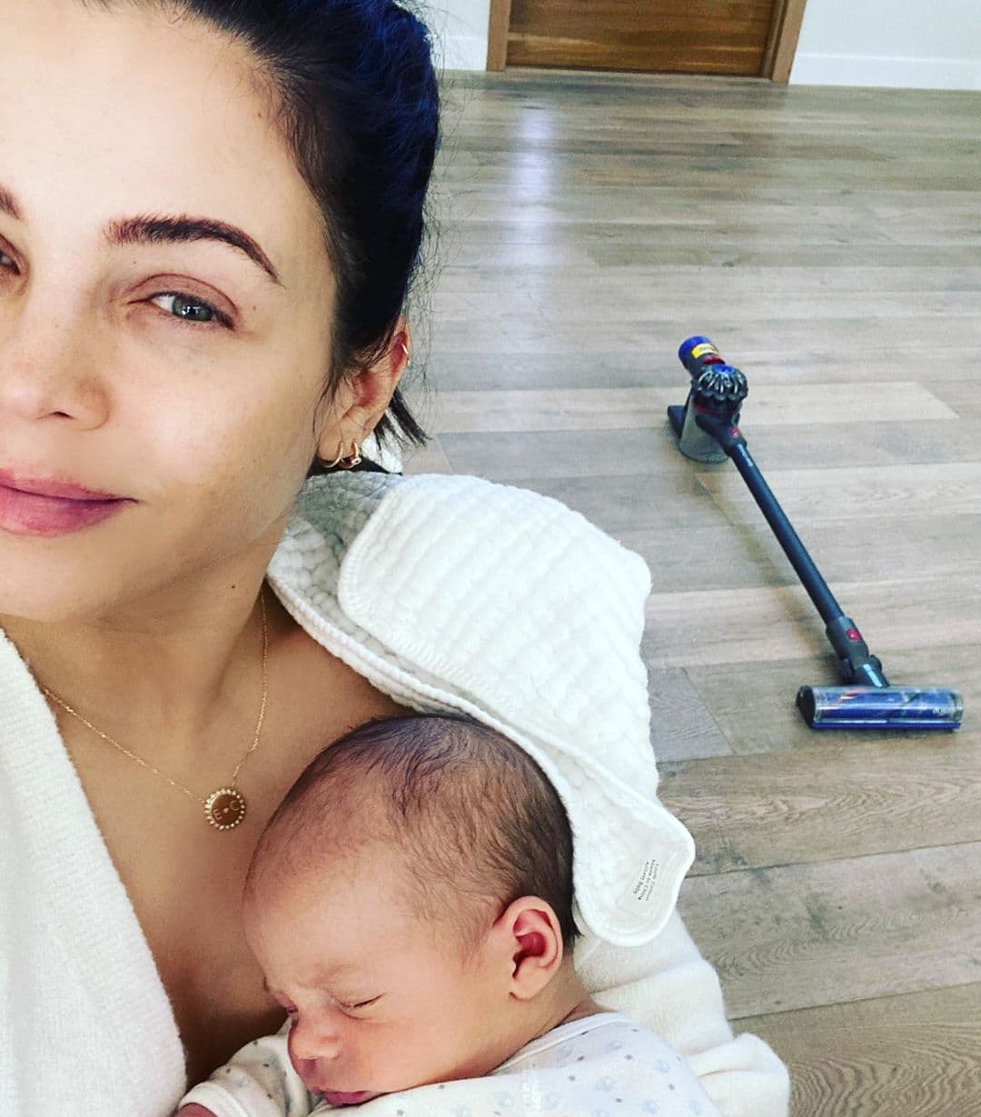La actriz y bailarina Jenna Dewan se convirtió en mamá por segunda vez de su actual pareja Steve Kazee luego de que hace un par de años terminara su relación con el actor y bailarín Channing Tatum.