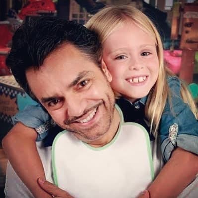“Una amiga le dijo a mi mamá que me buscaban para una película, que necesitaban a una niña güera, de ojos azules, que hablara perfecto inglés y español”, contó a la revista Quien en septiembre de 2013 cómo había llegado a esa película.
<br>
<br>