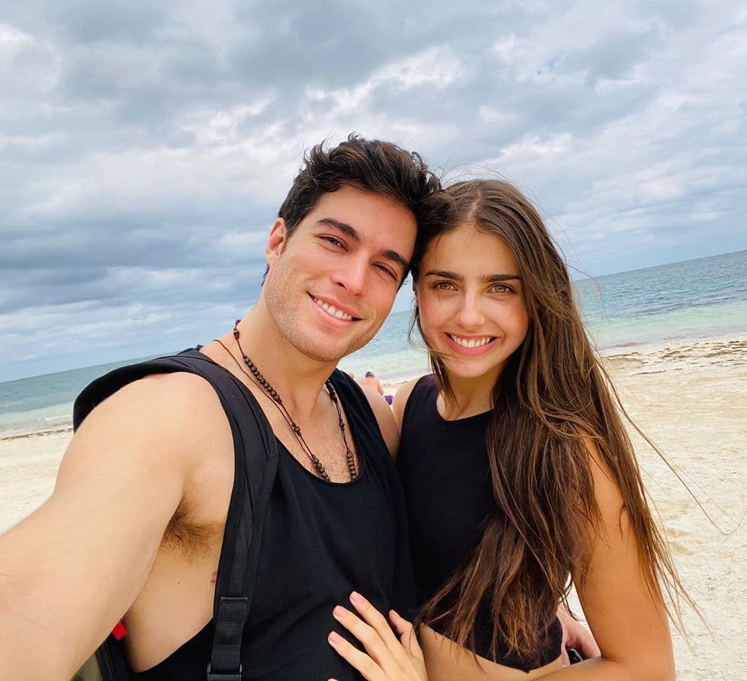 Danilo Carrera y Michelle Renaud
