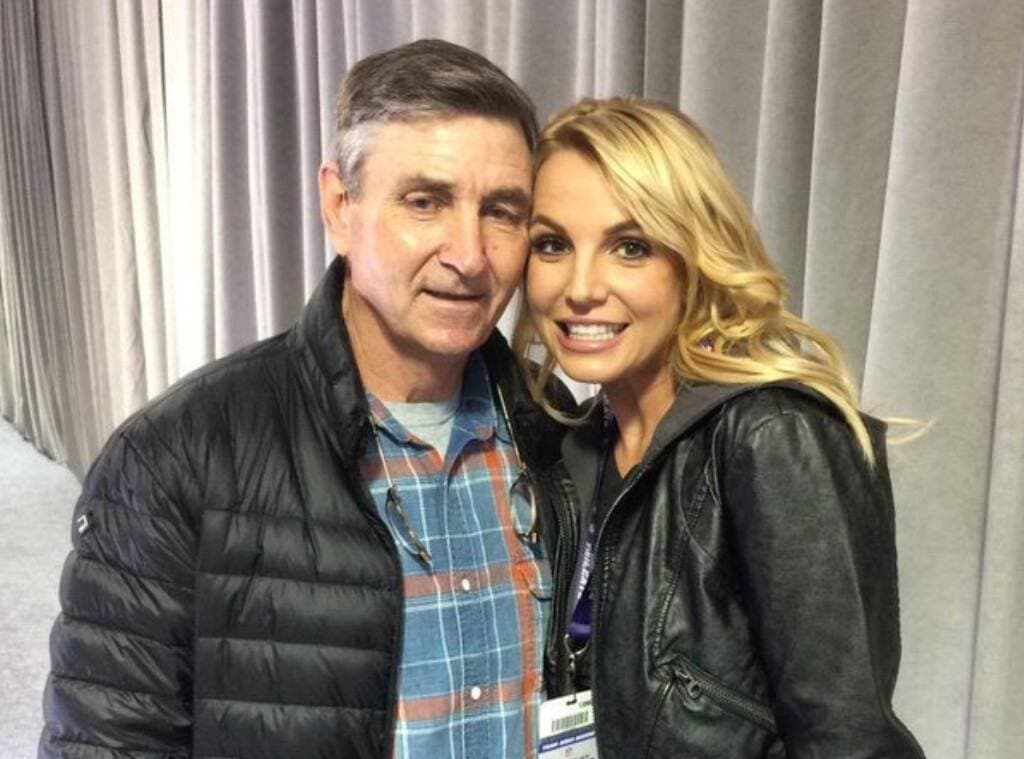 Papá de Britney Spears quiere que la lleven a juicio por difamarlo